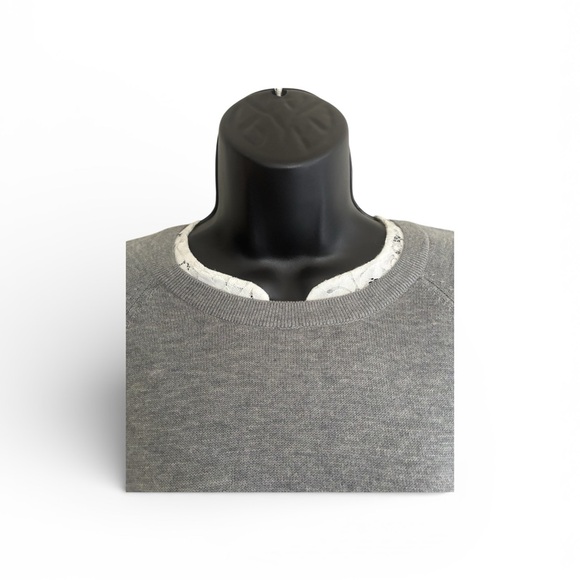 Joie Gray Knit Top with White Lace Trim Size S - Gray - Picture 4 of 10